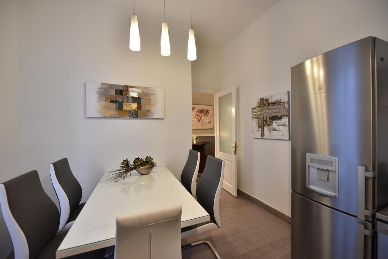 Zadar Center Beach Apartment - Directly On The Sea Exterior foto